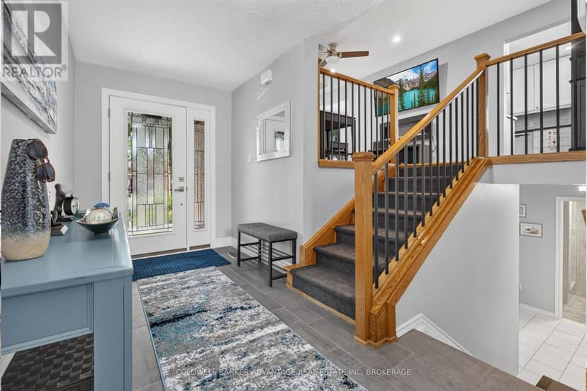 5004 Pettit Avenue — photo 3 of 39