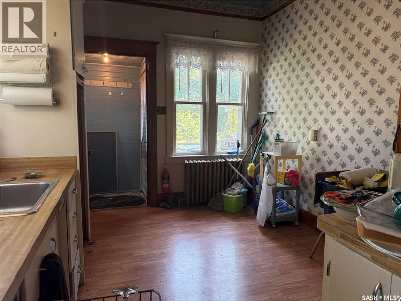 1014 Iroquois STREET W — photo 16 of 40