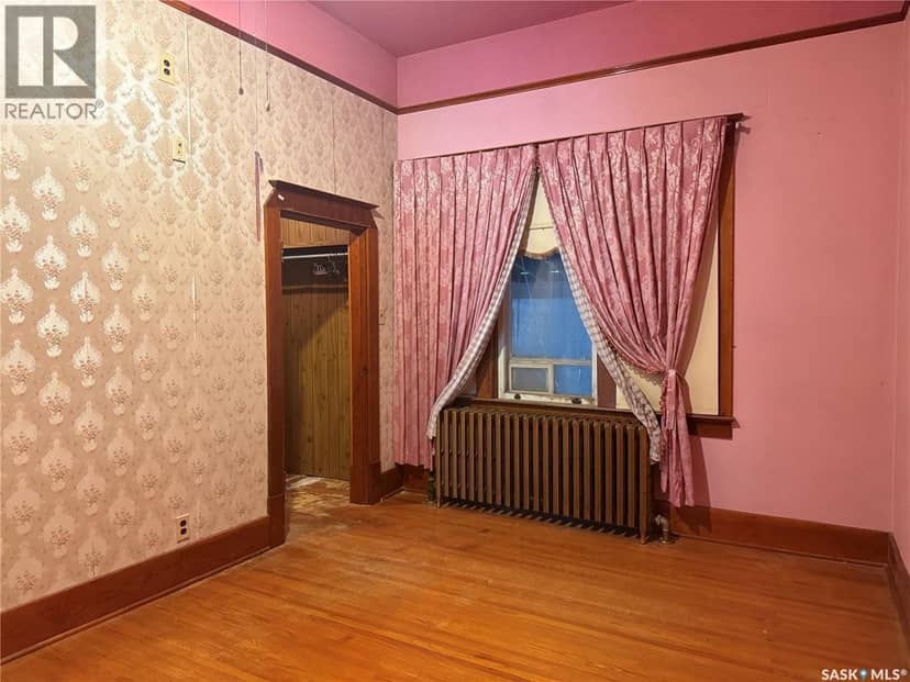 1014 Iroquois STREET W — photo 19 of 40
