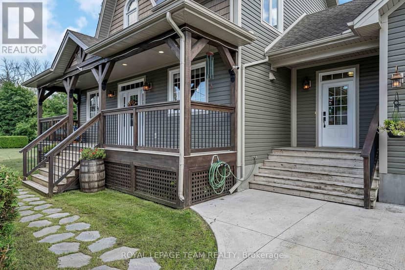 22 Centre Street — photo 6 of 40