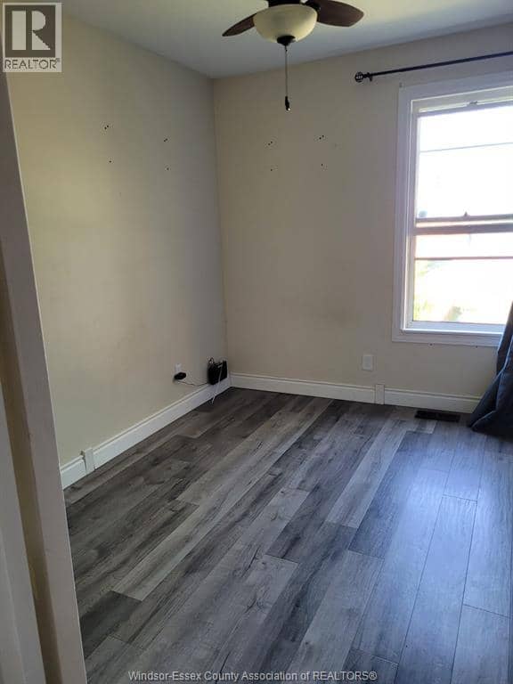 911 Langlois — photo 20 of 27