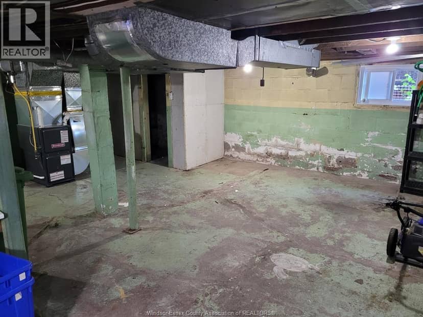 911 Langlois — photo 14 of 27