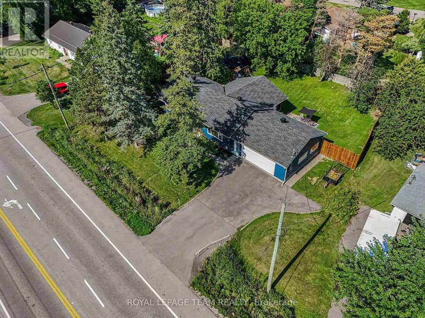 2477 Merivale Road — photo 3 of 34