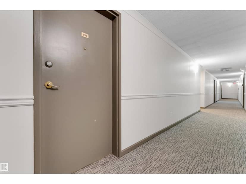 #104 11445 41 AV NW, Edmonton, photo 4