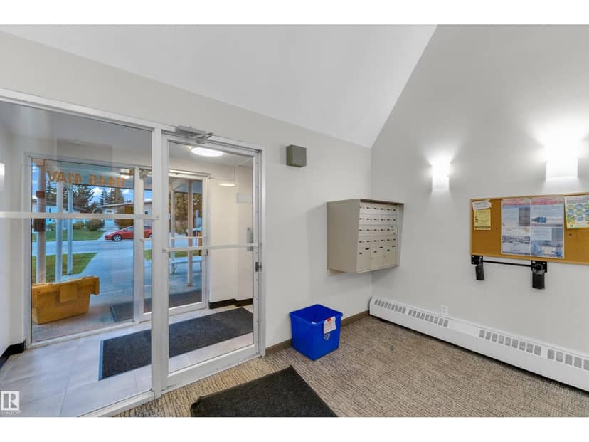 #104 11445 41 AV NW, Edmonton, photo 3