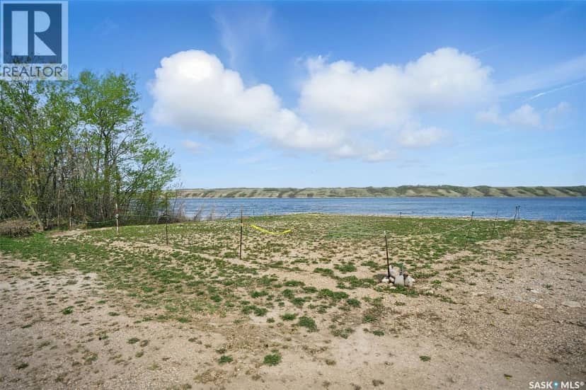 100 MacLachlan AVENUE, Manitou Beach, photo 3