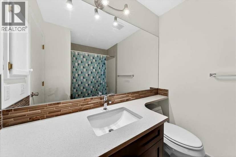 98 Hampstead Circle NW — photo 29 of 40