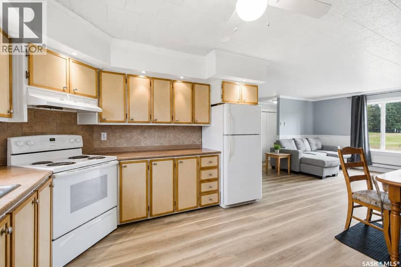 157 4th STREET W, Pierceland, photo 4