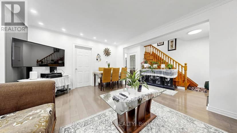 22 Brigham Court, Toronto, photo 5
