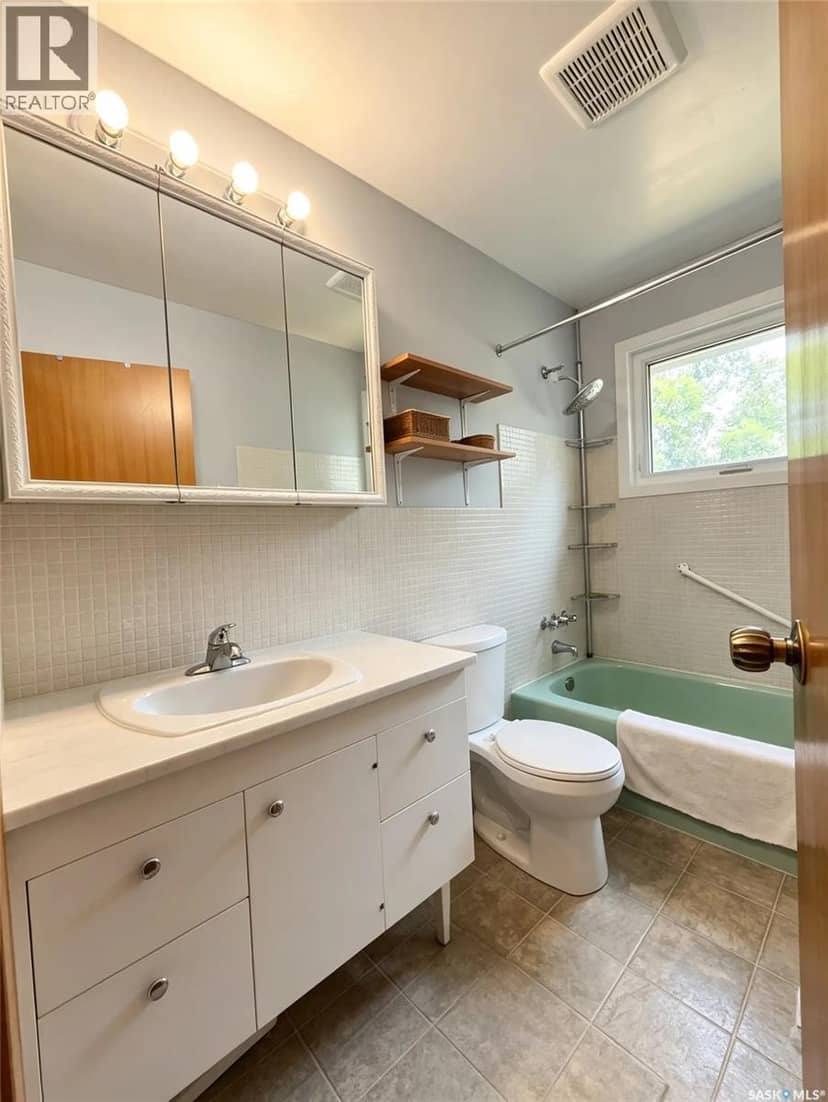 203 Pottery STREET — photo 18 of 40