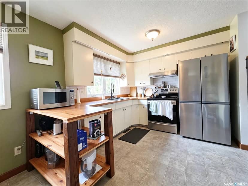 203 Pottery STREET — photo 11 of 40