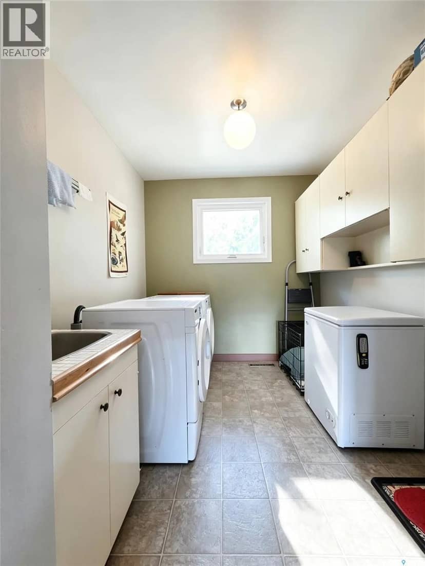 203 Pottery STREET — photo 20 of 40