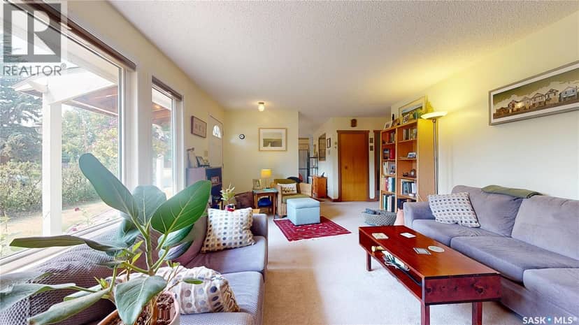 203 Pottery STREET — photo 3 of 40