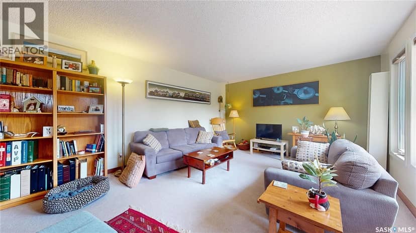 203 Pottery STREET — photo 4 of 40