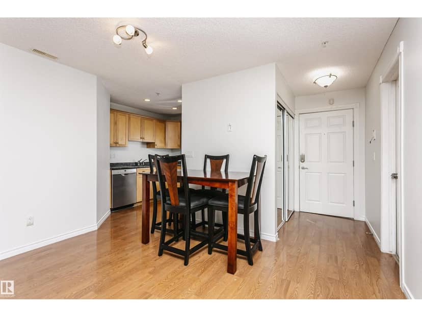 #106 12110 106 AV NW, Edmonton, photo 7