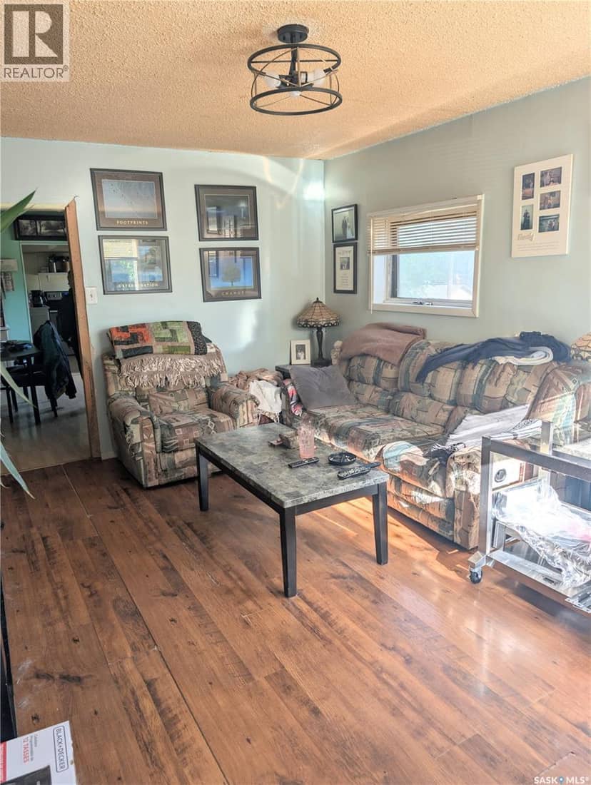 309 6th AVENUE NW, Swift Current, photo 3