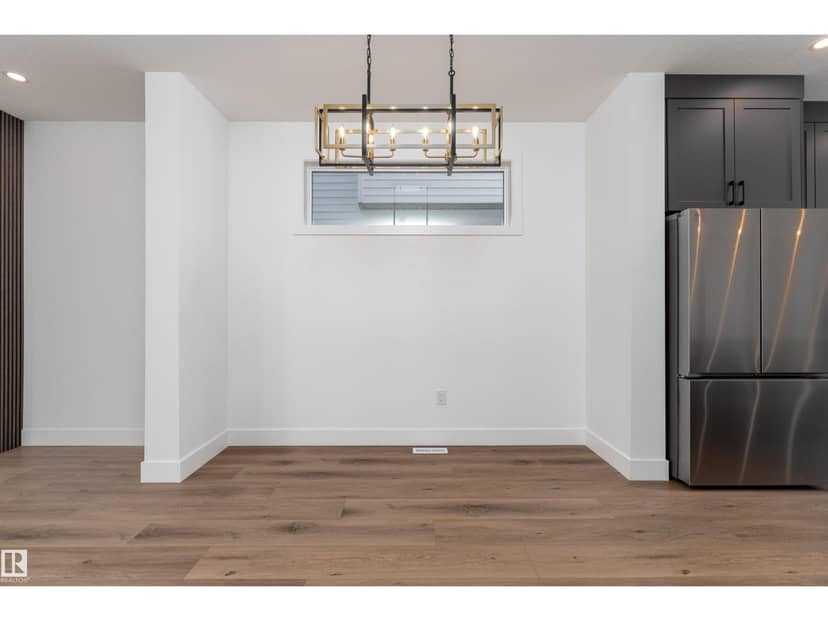 12031 124 ST NW — photo 9 of 40