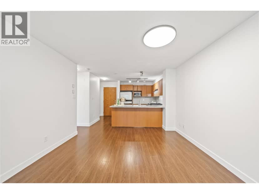 216 4728 DAWSON STREET, Burnaby, photo 8