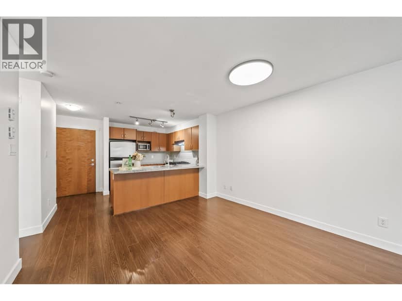 216 4728 DAWSON STREET, Burnaby, photo 7