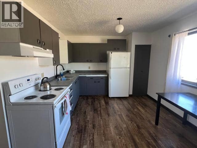 230 Dawson Drive — photo 9 of 20