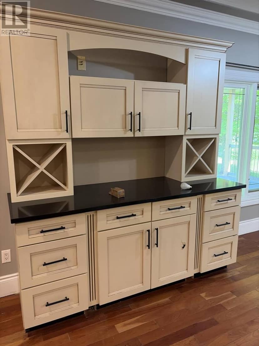 562 Wilson ST — photo 15 of 36