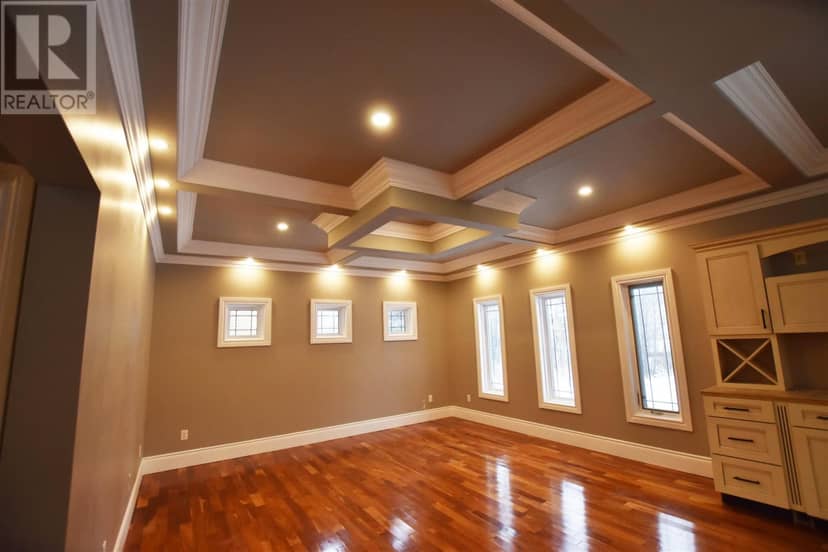 562 Wilson ST — photo 12 of 36