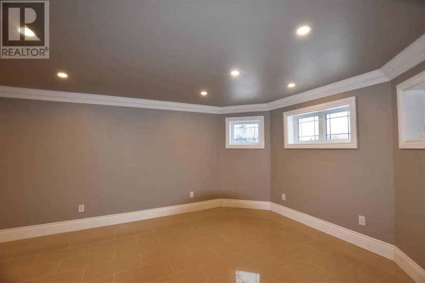 562 Wilson ST — photo 25 of 36