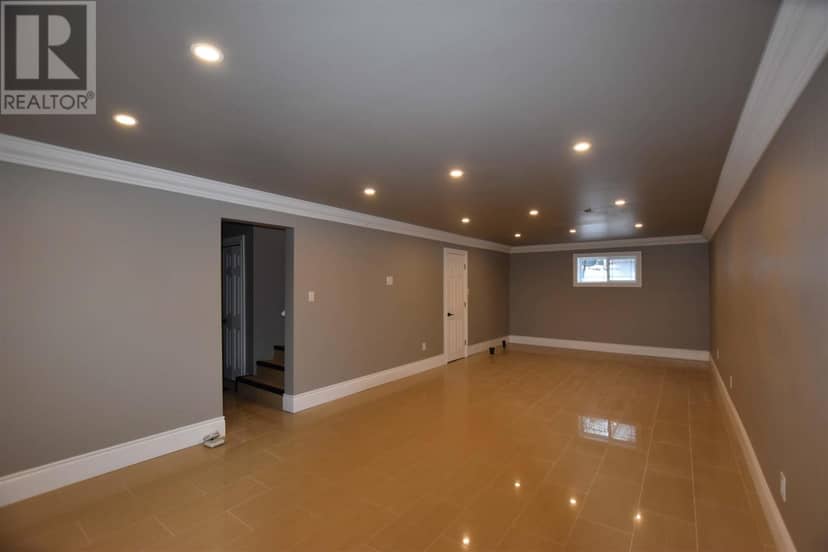 562 Wilson ST — photo 26 of 36