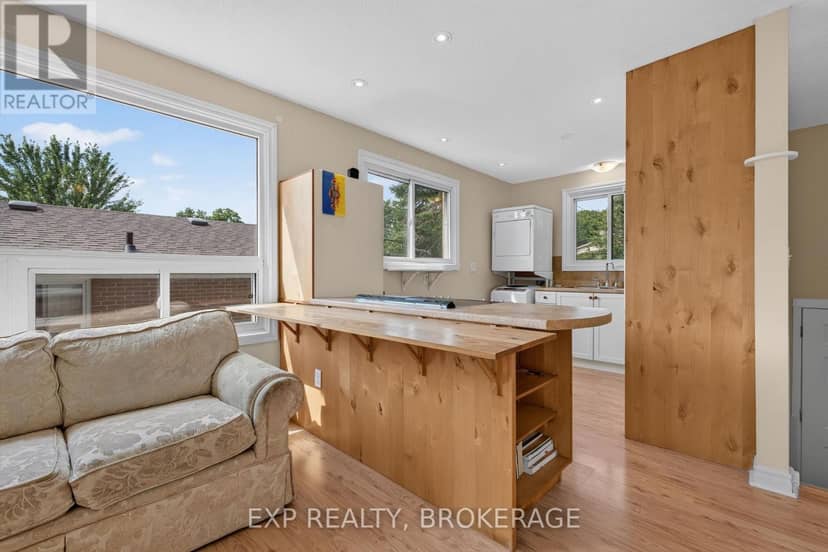 17 Shaw Street — photo 9 of 40