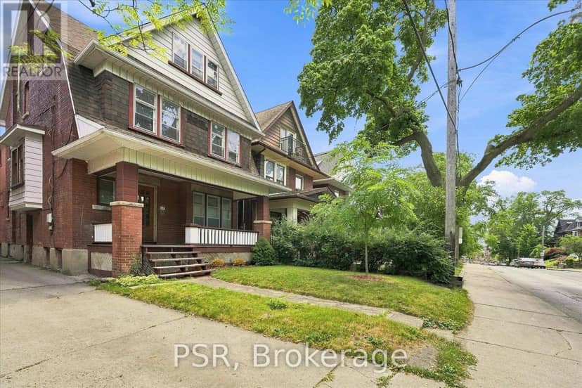 67 Oakwood Avenue — photo 3 of 40