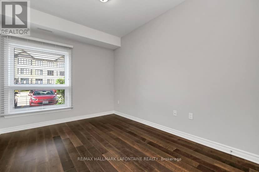 114 - 120 Prestige Circle — photo 23 of 35