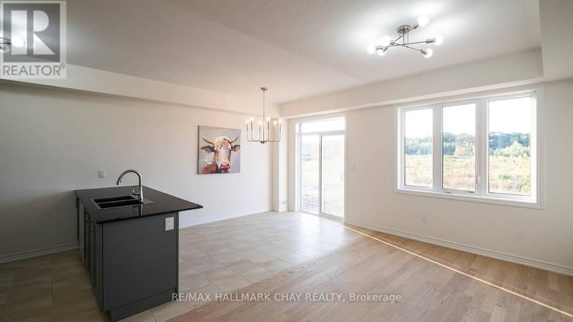 64 Hillcroft Way — photo 11 of 31