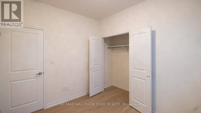64 Hillcroft Way — photo 25 of 31