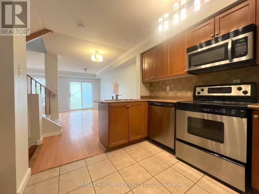 33 Lodgeway Drive, Vaughan, photo 3