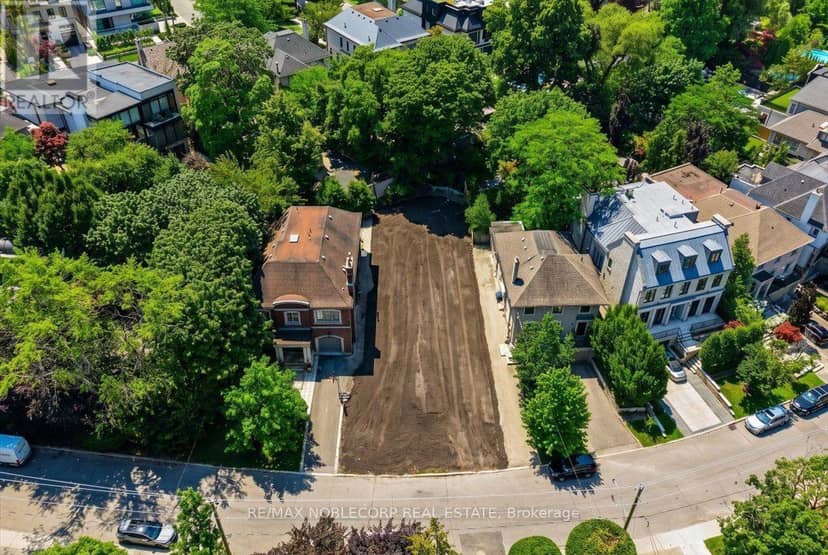 180 Dunvegan Road — photo 3 of 40