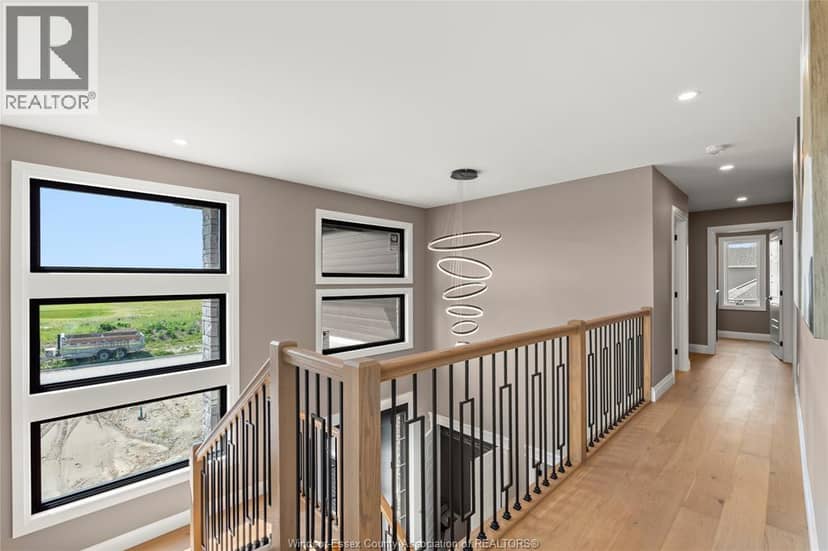 2572 MAYFAIR AVENUE South — photo 21 of 37