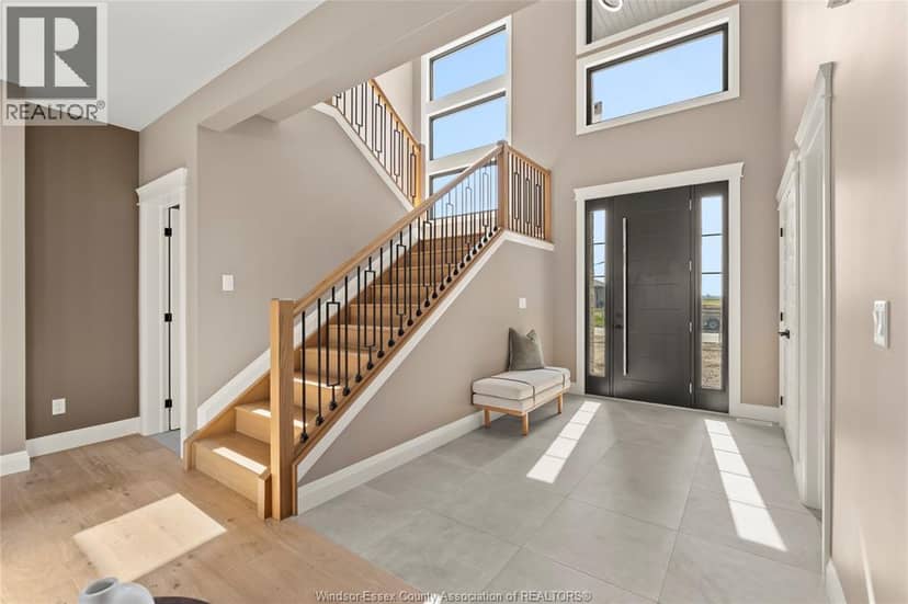2572 MAYFAIR AVENUE South — photo 8 of 37