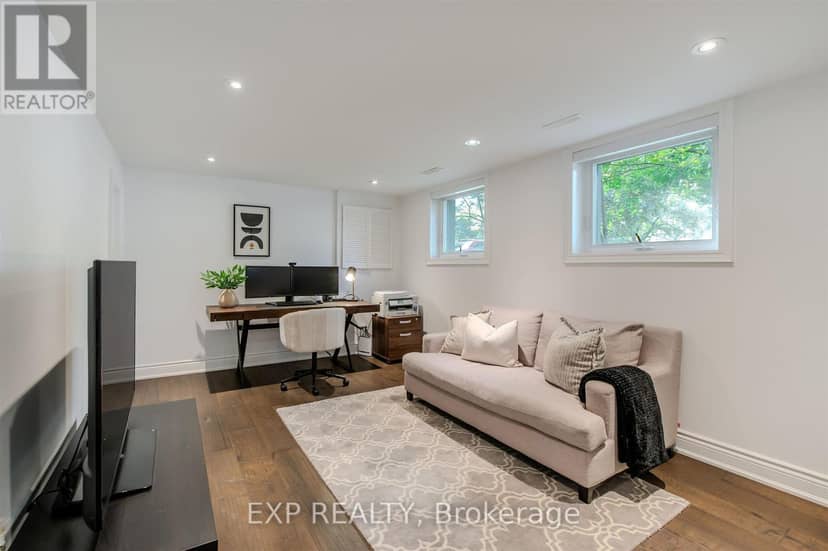 467 Caesar Avenue — photo 23 of 26