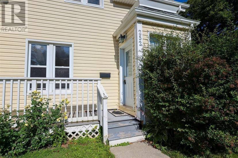 250-252 Central Street — photo 28 of 40