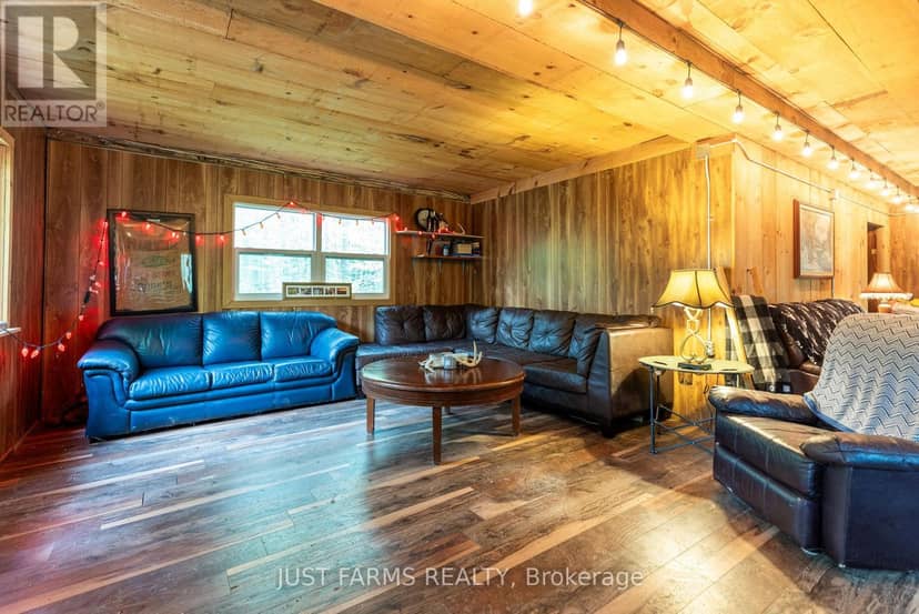 1052 Longwoods Road — photo 10 of 13
