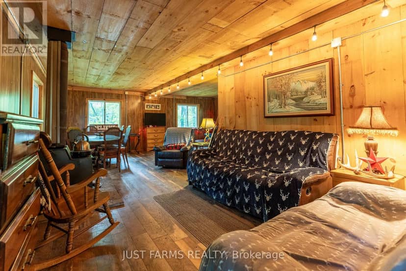 1052 Longwoods Road — photo 7 of 13