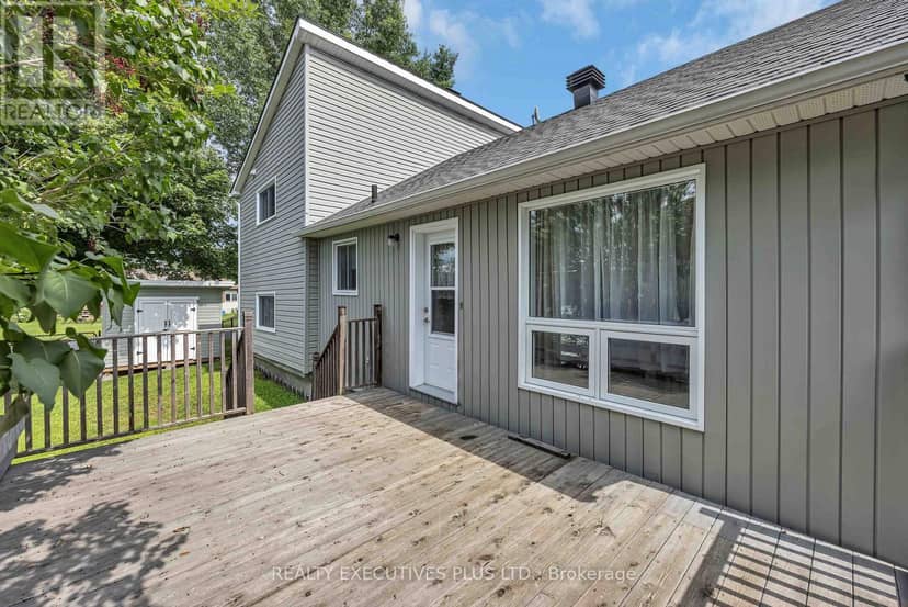 366 Charron Street — photo 29 of 36