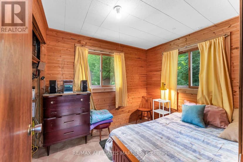 1015 Penyck  Lake Lane — photo 13 of 40