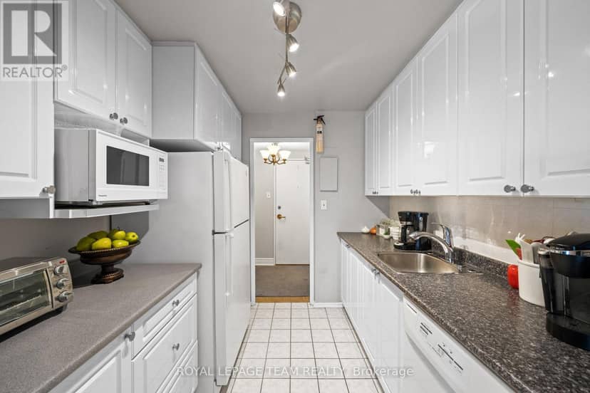 1010 - 2625 Regina Street — photo 14 of 40