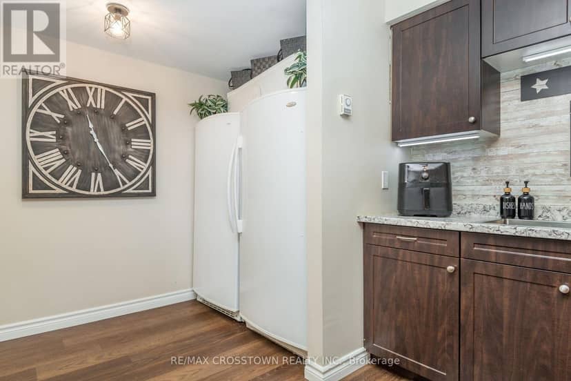 24 - 360 Blake Street NW — photo 11 of 34