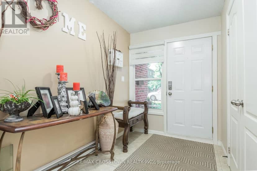 24 - 360 Blake Street NW, Barrie, photo 4