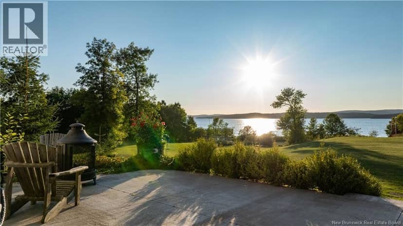 1121 Kennebecasis Drive — photo 34 of 40