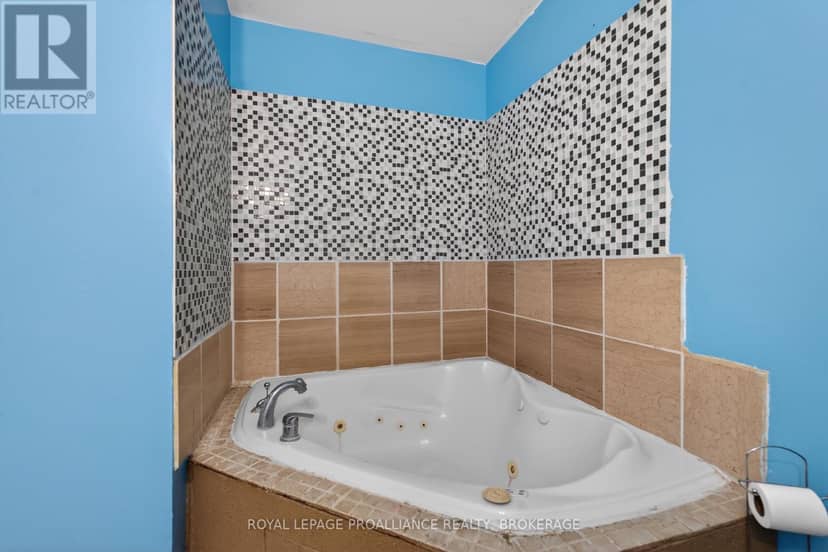 3081 Barnaby Court — photo 18 of 40