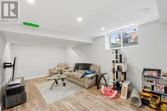 283 Rollings Street — photo 24 of 26