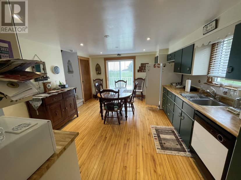 6481 Route 14 — photo 10 of 40